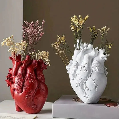 Vaso a Forma di Cuore in Resina - Elegante Decorazione per Piante e Fiori