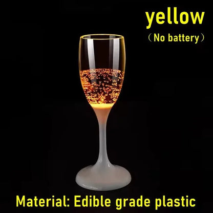 Bicchieri da vino e champagne con luci a LED, set da 6 bomboniere per adulti, bicchieri da champagne in plastica colorata che si illuminano